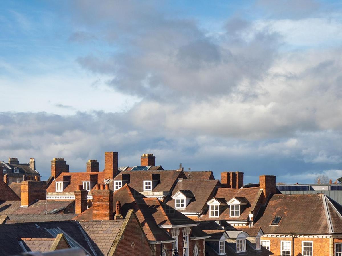 Pass The Keys Art Deco Inspired Apartment With Roof Top Views Shrewsbury Exterior foto